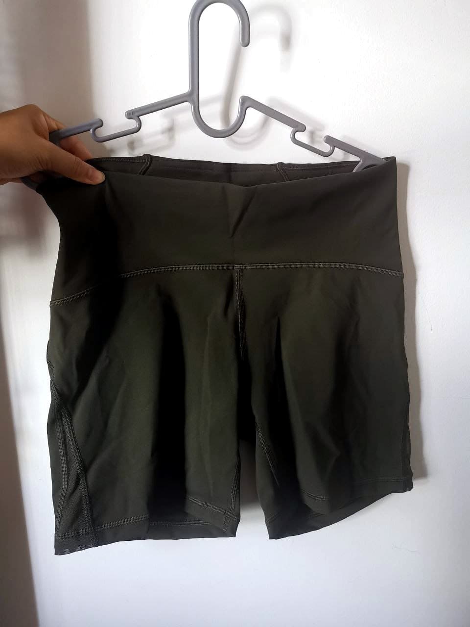 Olive Sculpt Short